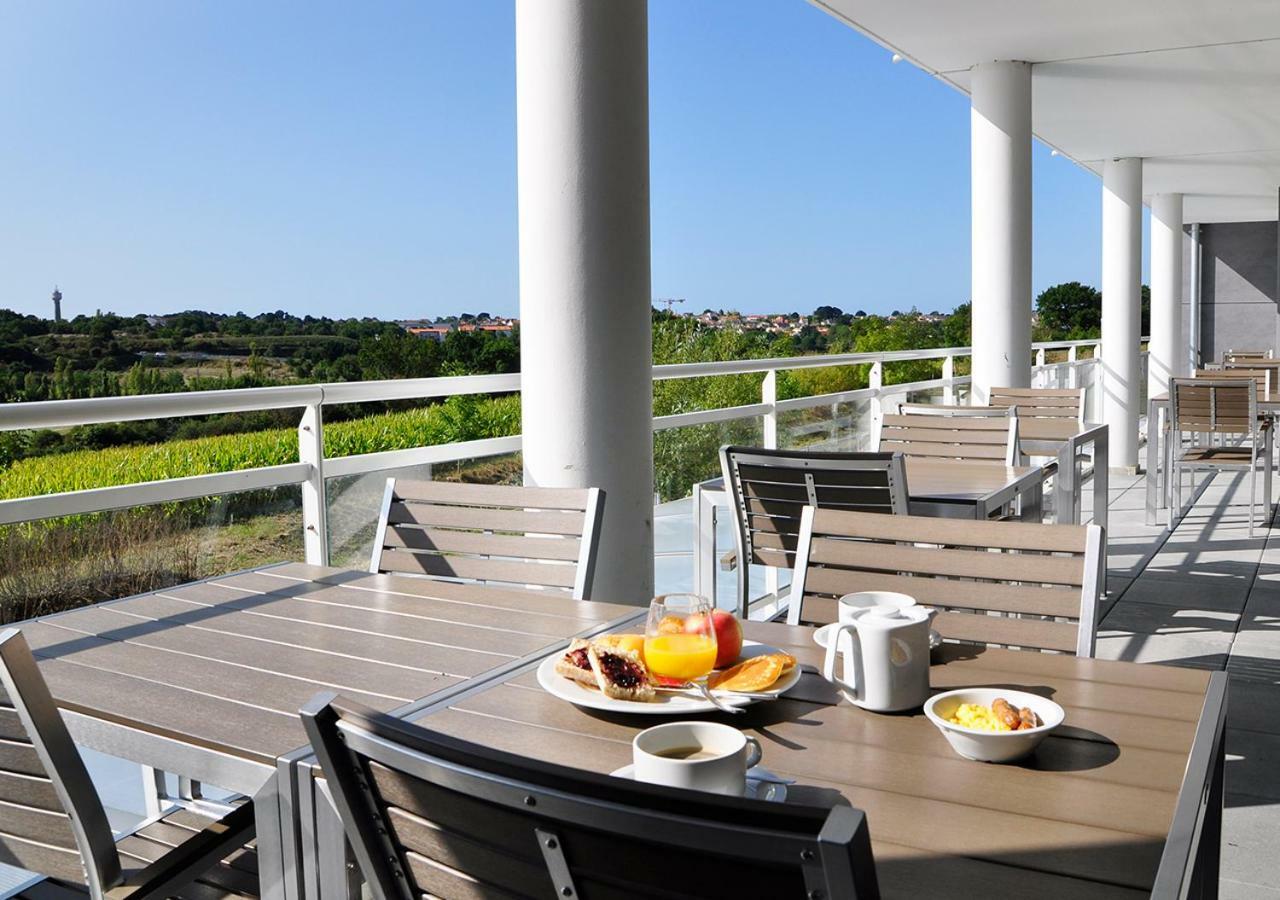 Golden Tulip Pornic Suites- Appart Hotel Exterior photo
